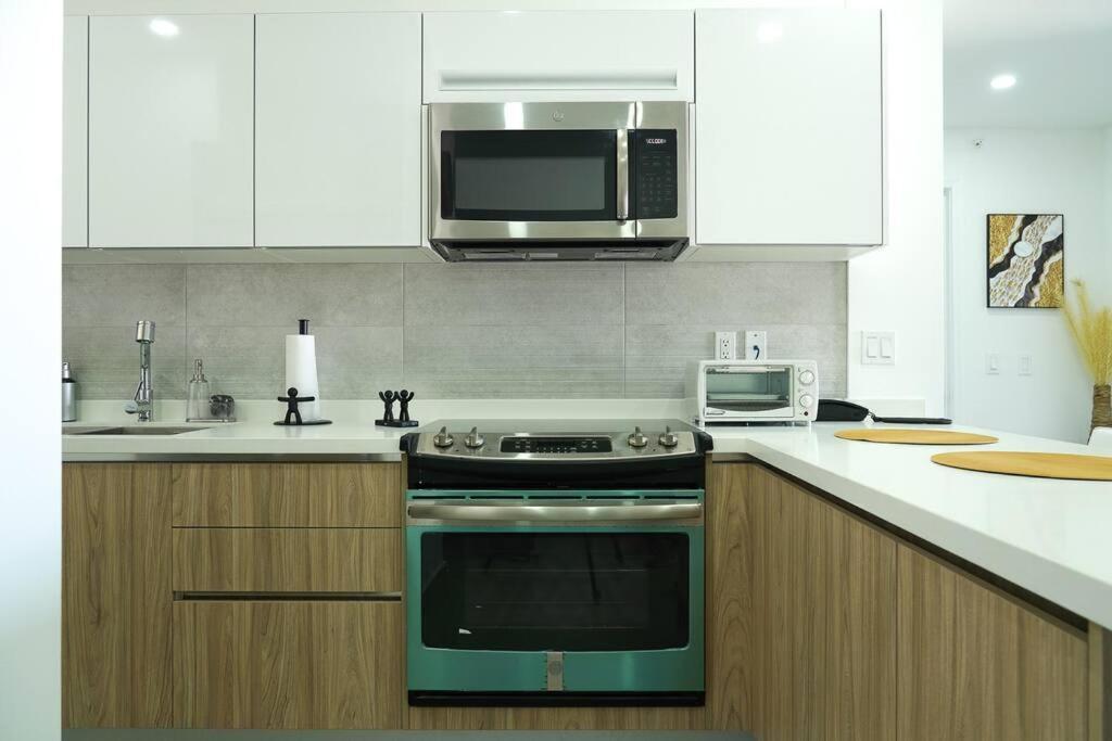 Milateo Suite Oranjestad Bagian luar foto